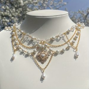 Vintage Baroque Multi-Layered Tassel Crystal Hollow Heart Pendant with Teardrop Necklace, Women's Holiday Accessories