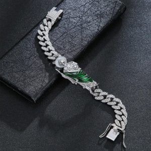 Men's fashion retro Cuban chain bracelet clothing accessories suitable for parties, outings and birthdays