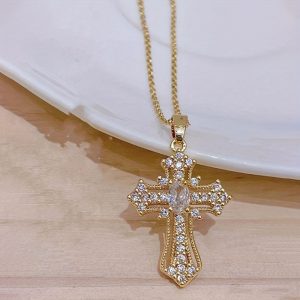 1pc Exquisite Crystak CZ Zirconia Cross Pendant Necklace For Women Gift Halloween, Christmas Gift